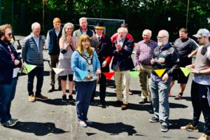 Image showing Mayor Helen Simpson cutting the ribbon to inaugurate new court surface